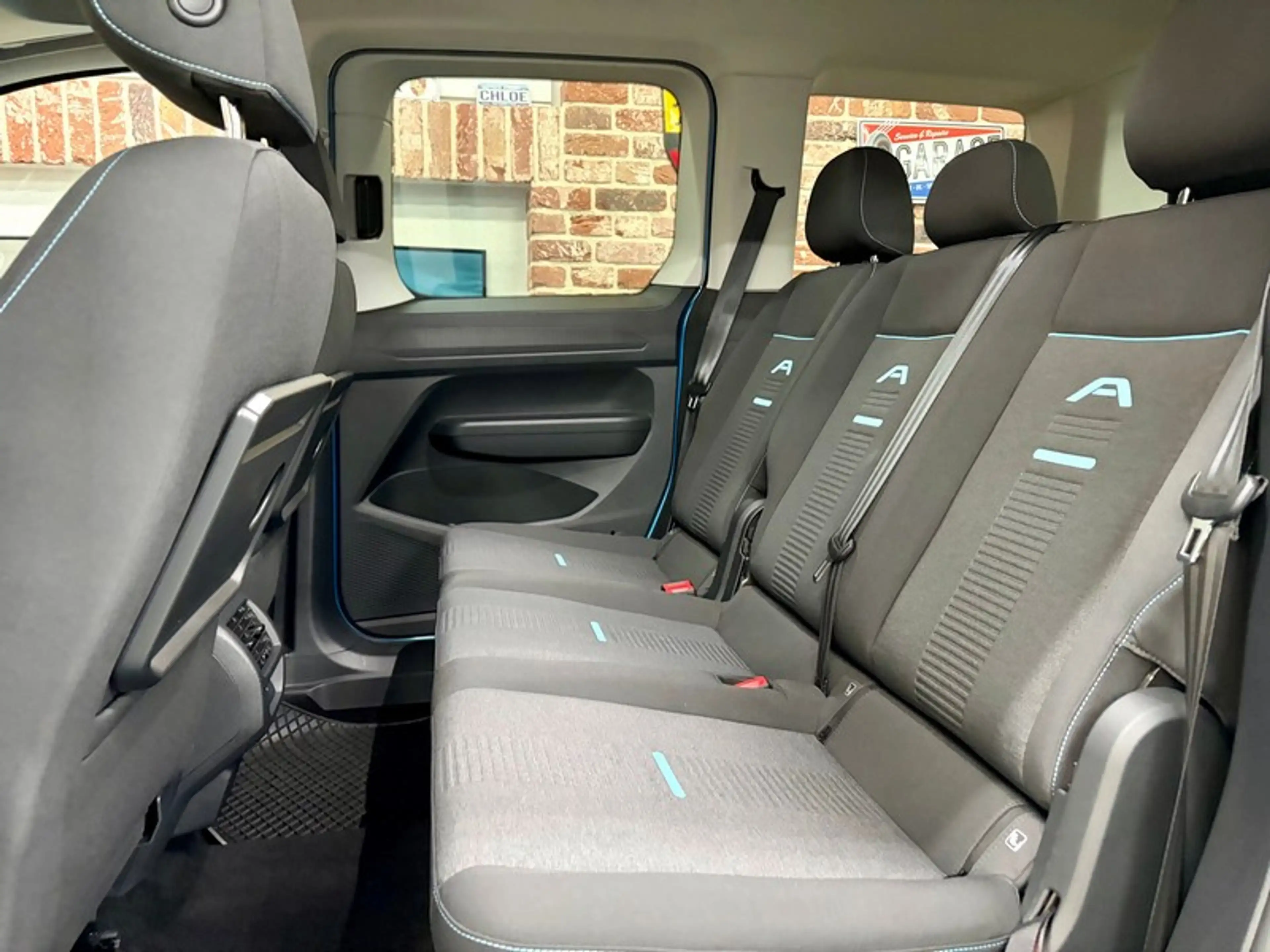 Ford Tourneo Connect Tourneo Connect 2.0 TDCi 122cv Auto ACTIVE — photo 6