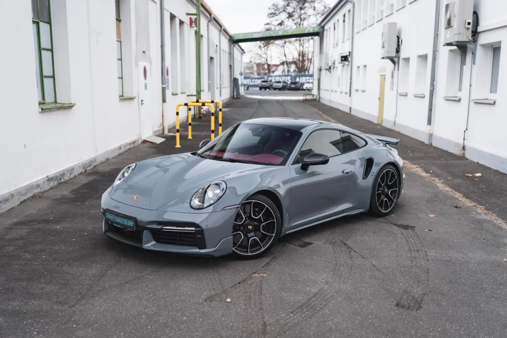 Porsche 911 Turbo S *LEICHTBAU / AERO / CARBON / MWST.* Grau - 1