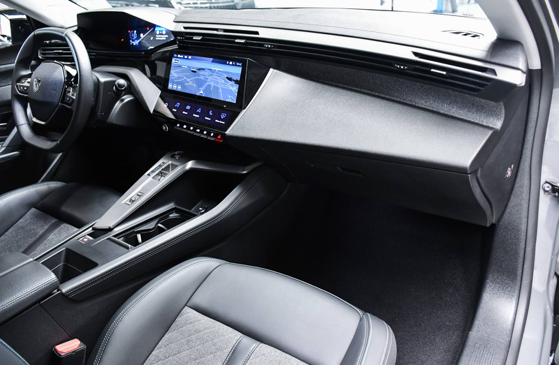 Peugeot 408 408 PHEV 1.6 Turbo Allure - NAVIGATIE / CAMERA / SMARTLINK / BLIS / ACC — photo 7
