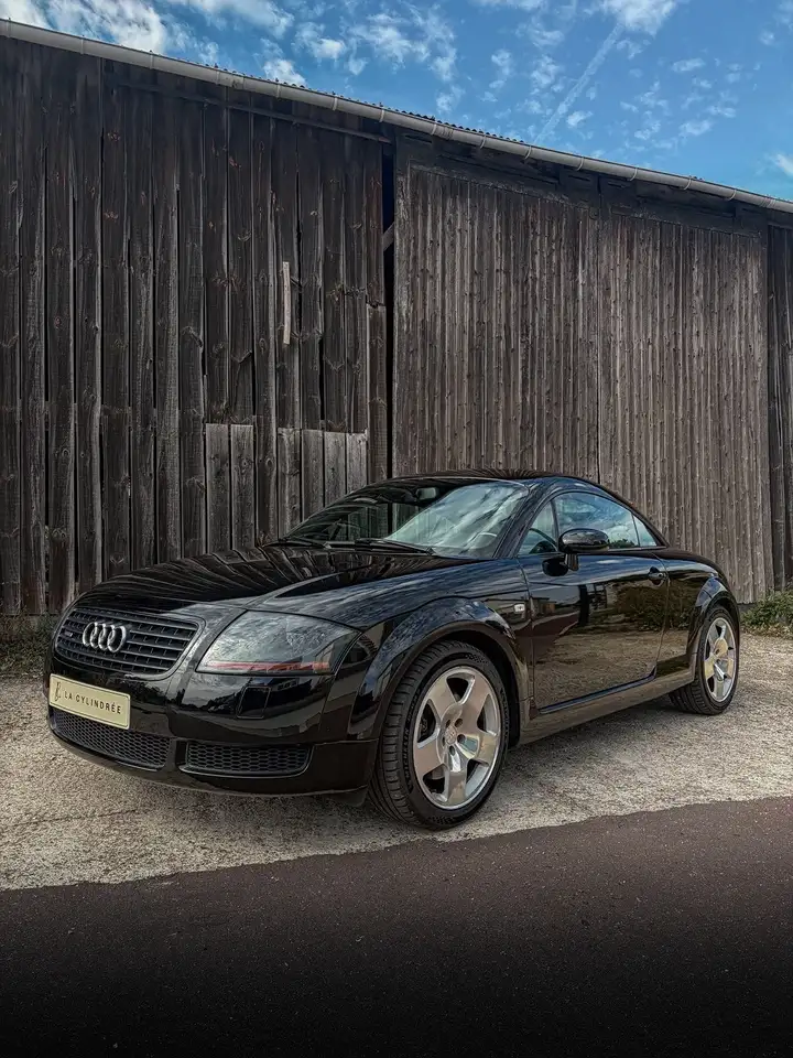 Audi TT 1.8T Quattro, foto 1