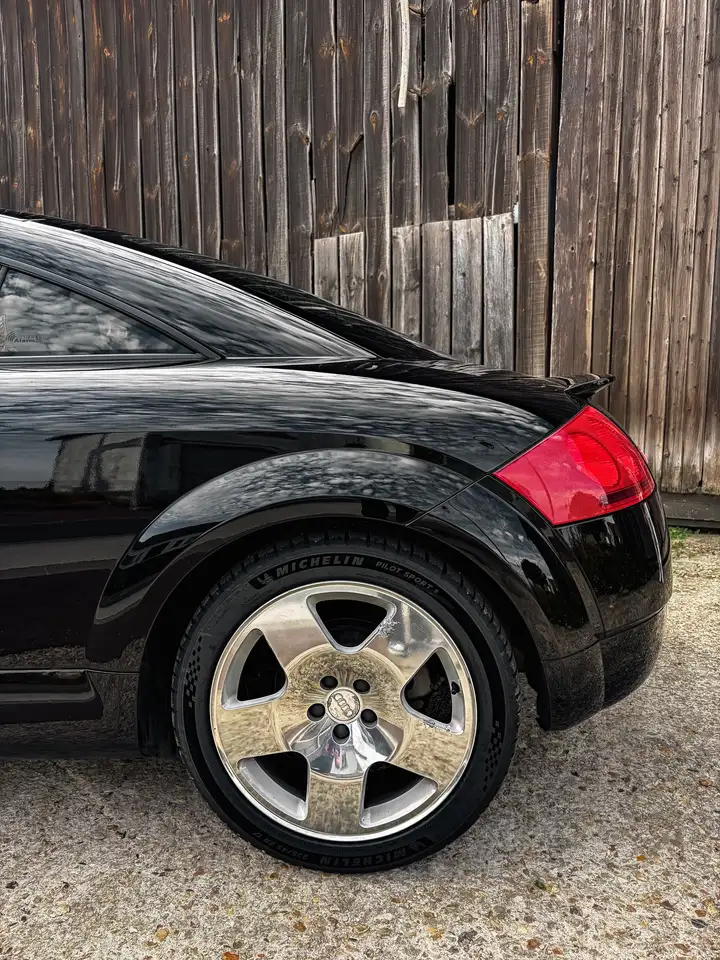Audi TT 1.8T Quattro, foto 12