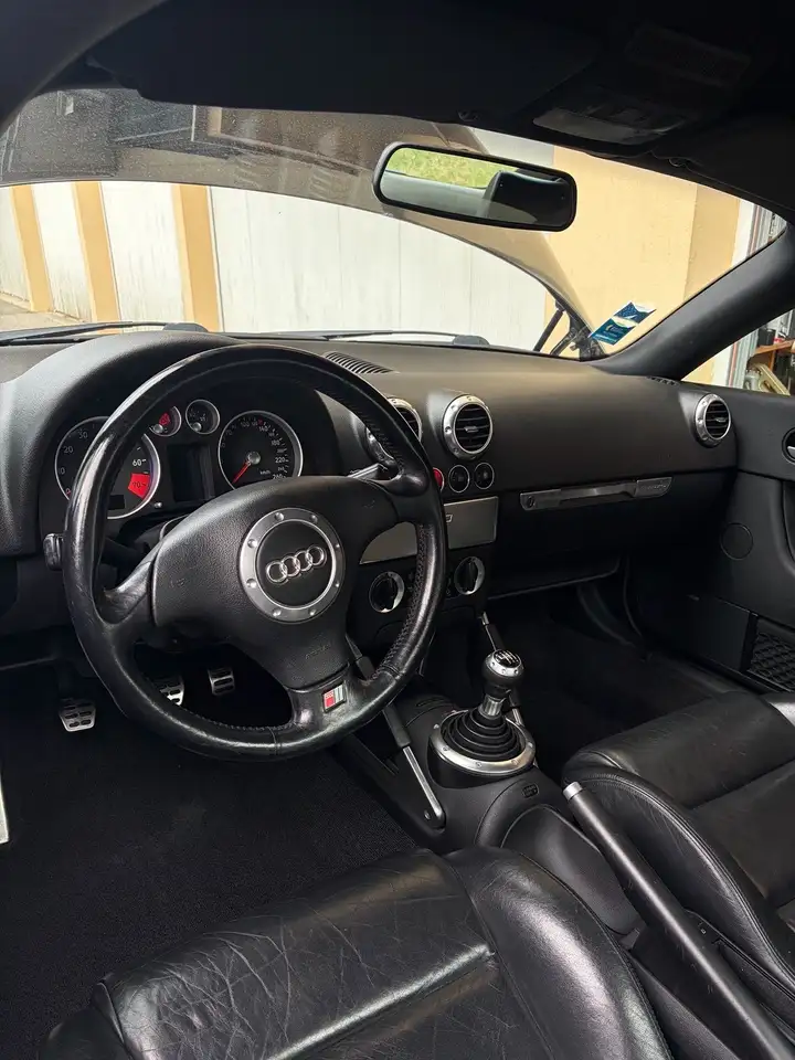 Audi TT 1.8T Quattro, foto 7