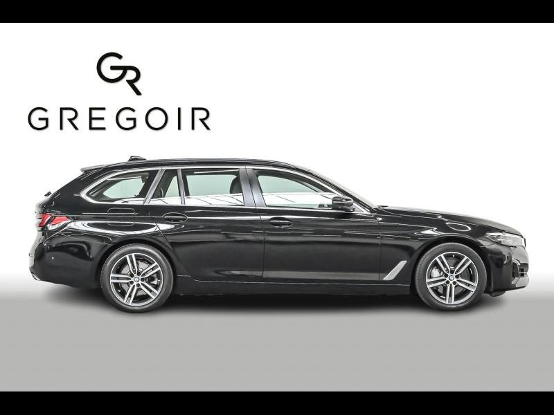 BMW 530 e  xDrive Touring — photo 3