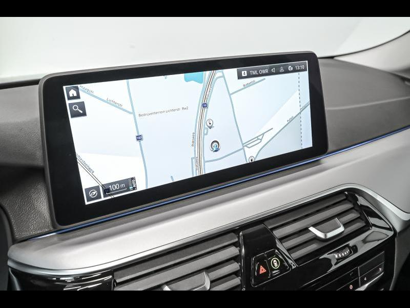 BMW 530 e  xDrive Touring — photo 14