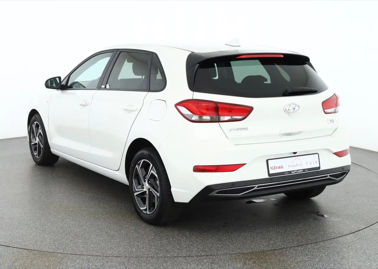 Hyundai i30 1.5 T-GDI DCT LED Navi Kamera Sitzheizung, миниатюра 3