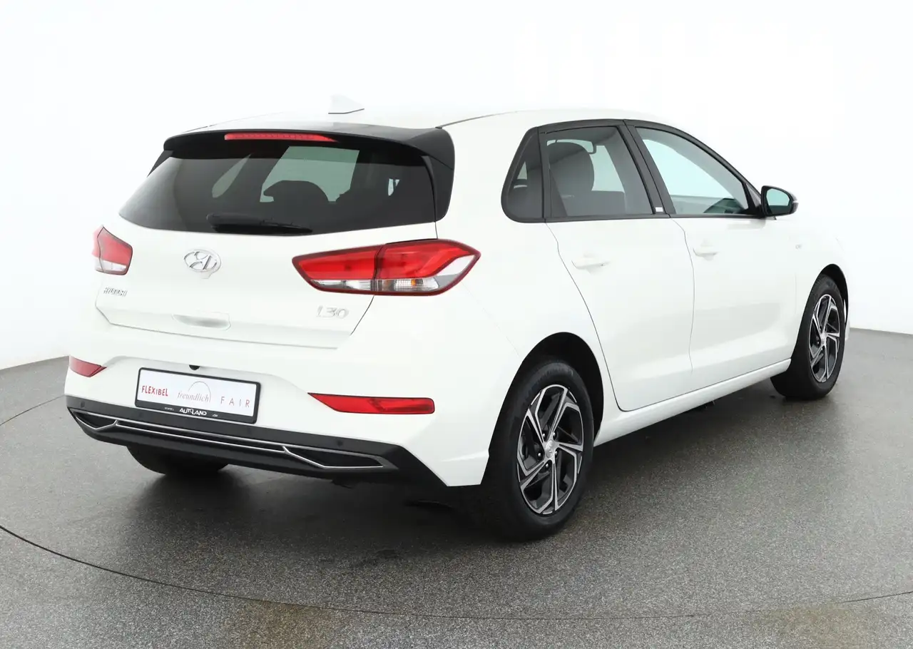 Hyundai i30 1.5 T-GDI DCT LED Navi Kamera Sitzheizung, миниатюра 5