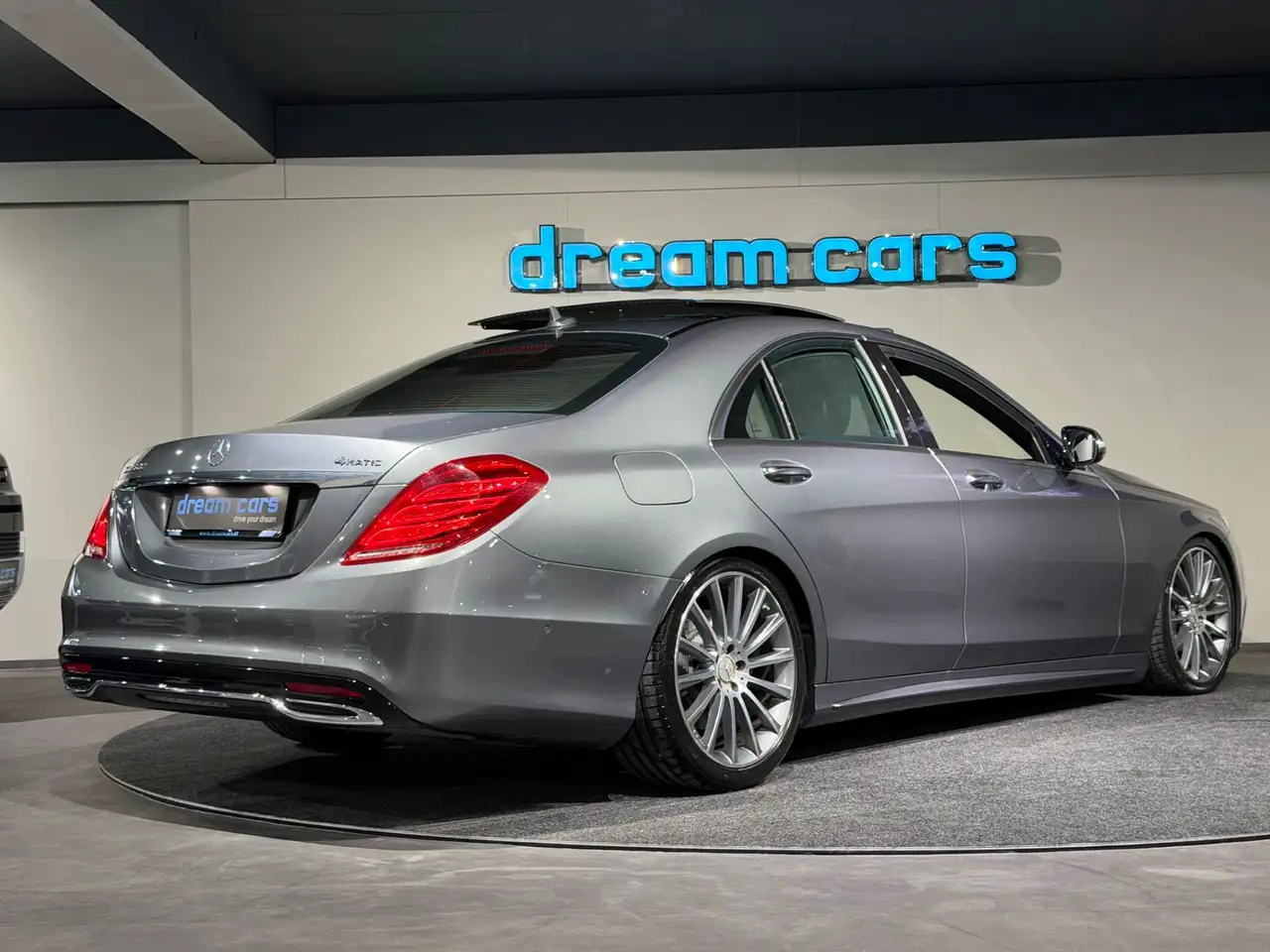 Mercedes-Benz S 350 d 4Matic Aut. / AMG LINE / PANO / LUFT / BURMESTE Bild 2