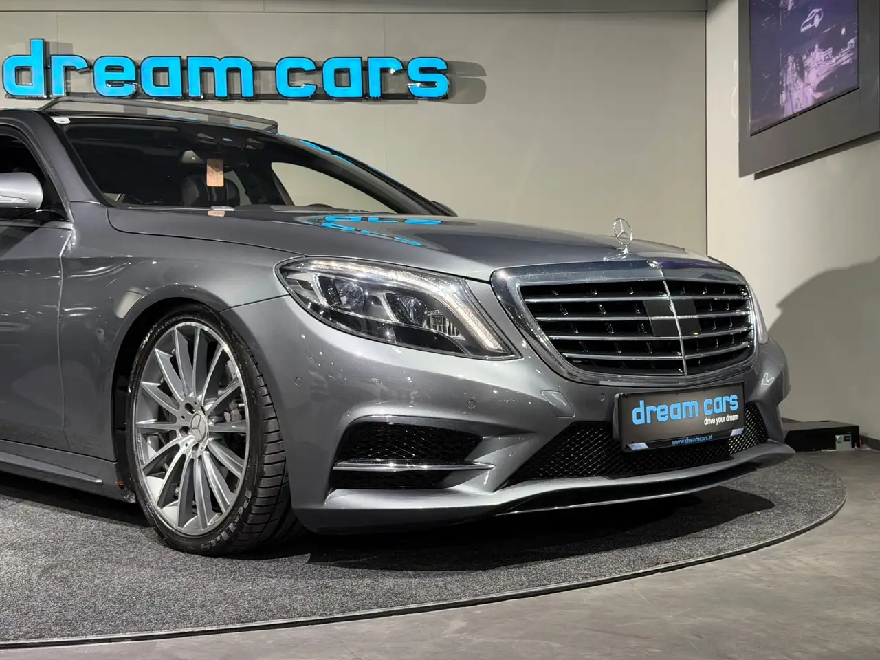 Mercedes-Benz S 350 d 4Matic Aut. / AMG LINE / PANO / LUFT / BURMESTE Bild 6