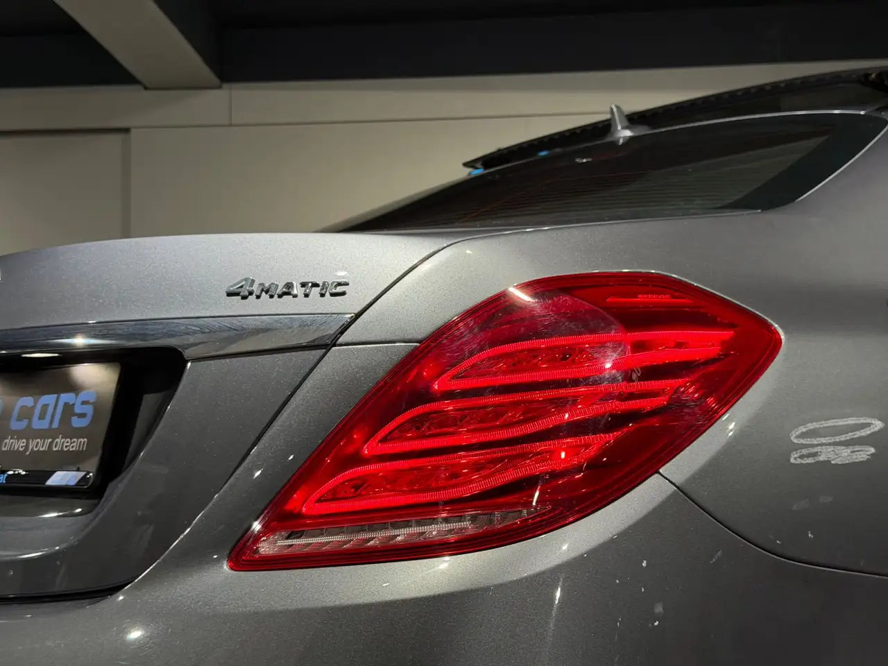 Mercedes-Benz S 350 d 4Matic Aut. / AMG LINE / PANO / LUFT / BURMESTE Bild 11