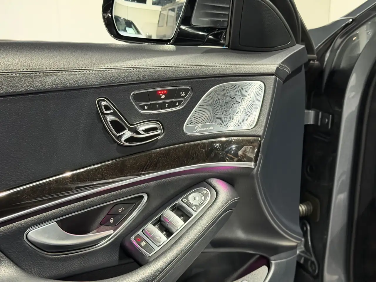 Mercedes-Benz S 350 d 4Matic Aut. / AMG LINE / PANO / LUFT / BURMESTE Bild 24