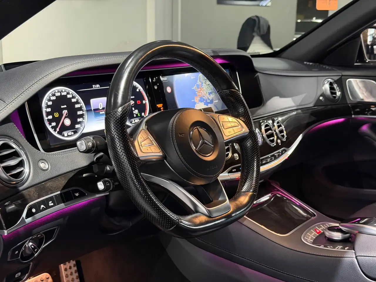 Mercedes-Benz S 350 d 4Matic Aut. / AMG LINE / PANO / LUFT / BURMESTE Bild 23