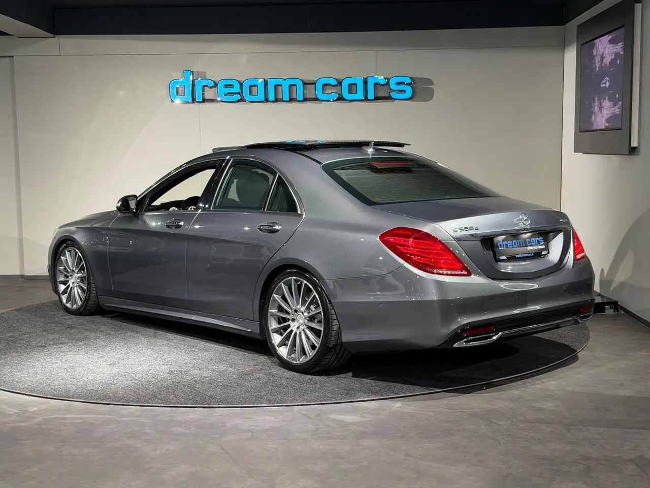Mercedes-Benz S 350 d 4Matic Aut. / AMG LINE / PANO / LUFT / BURMESTE Bild 9