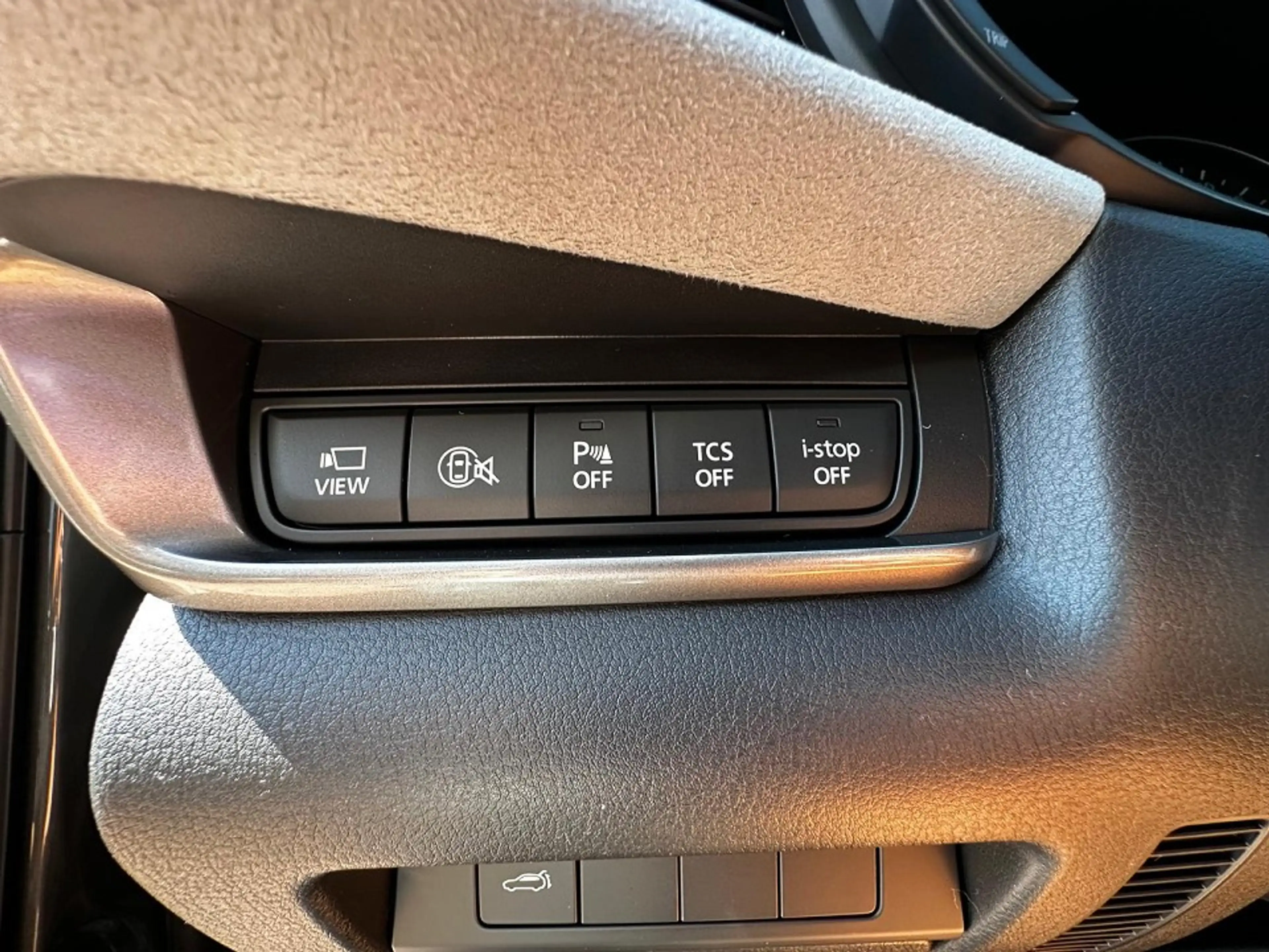 Mazda CX-30 2.5L e-SKYACTIV G Makoto — photo 13