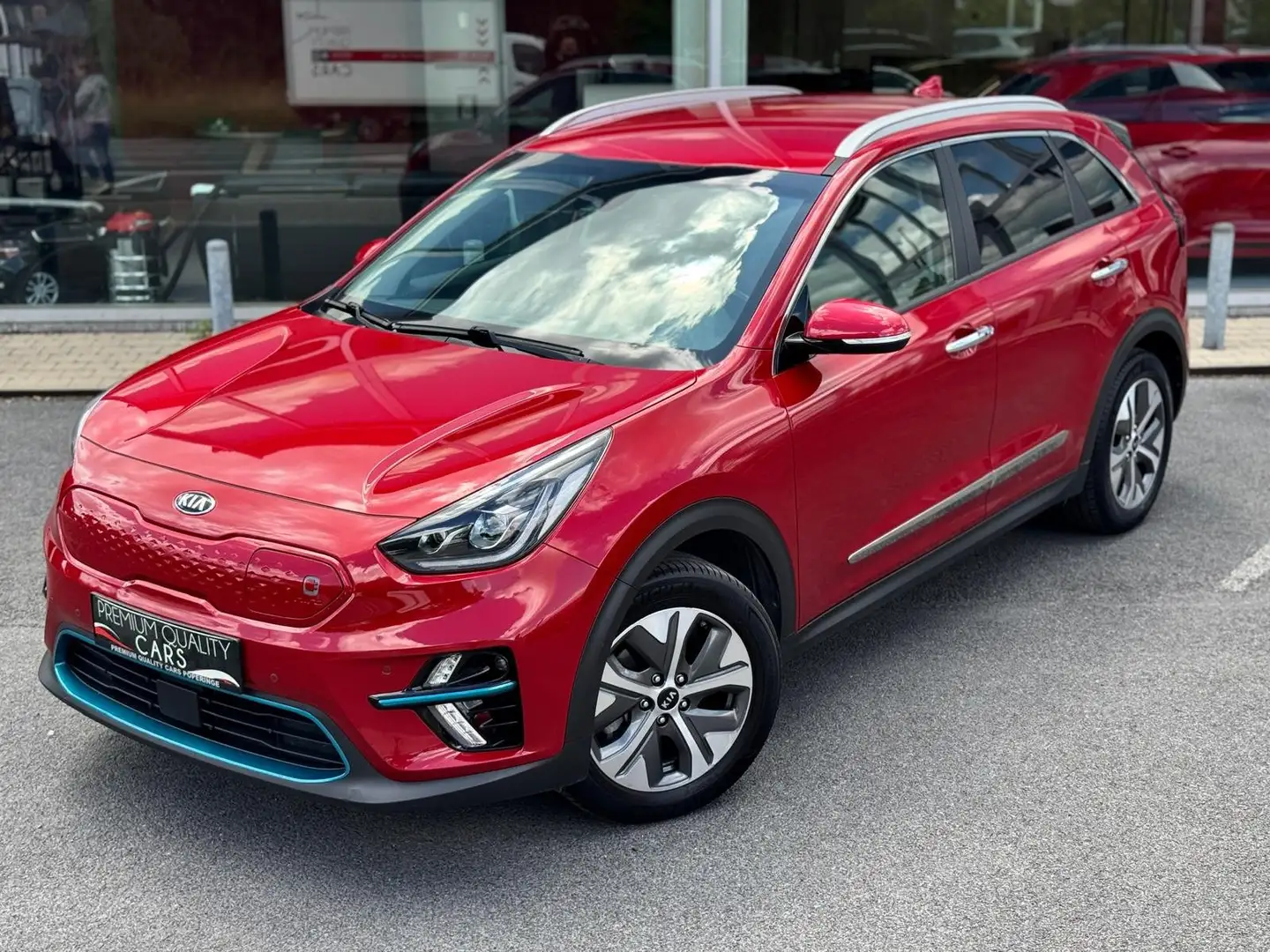 Kia e-Niro e-Niro / 64kWh / COOLED SEAT / MEMORY / CAM / LED - 2