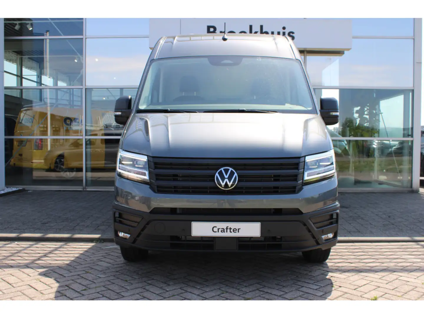 Volkswagen Crafter 35 2.0 TDI L3H3 Exclusive BPM Vrij | 177 pk | ACC Gris - 2