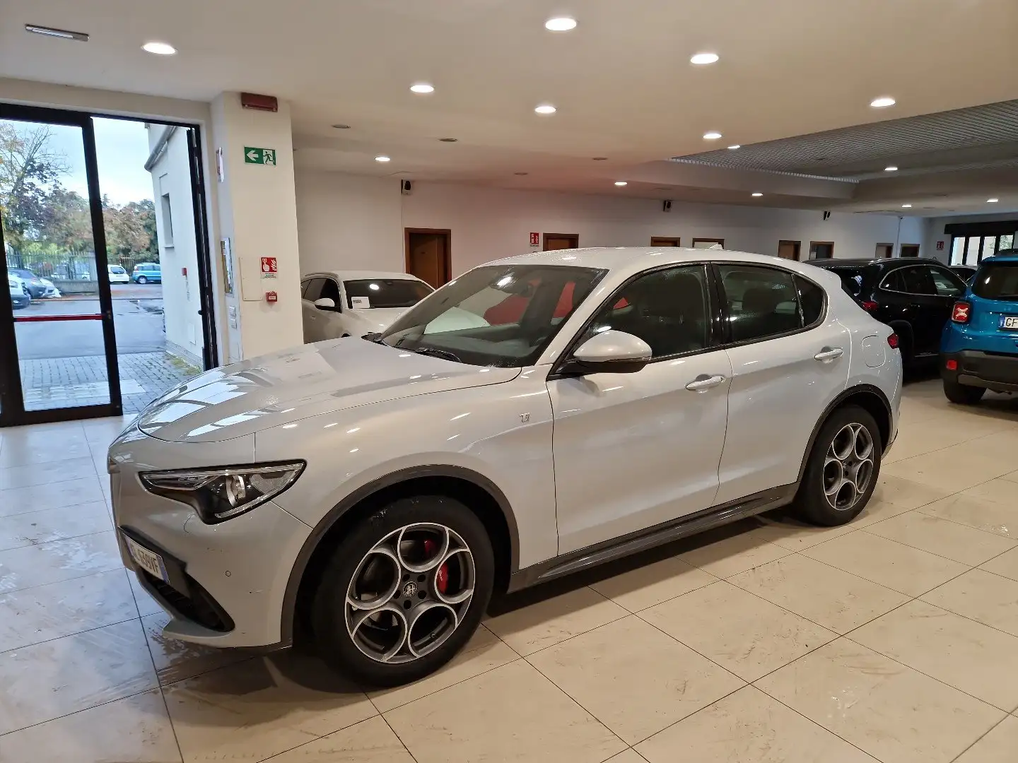 Alfa Romeo Stelvio 2.2 Turbo 210cv AT8 Q4 Tì Pelle Navi FariXeno Blis Gris - 1
