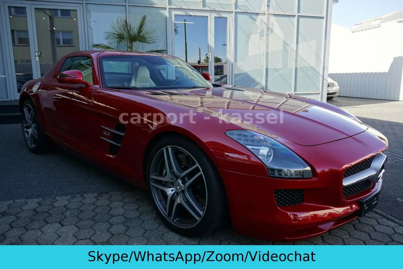 Mercedes-Benz SLS Coupe Bang&Olufsen Červená - 1