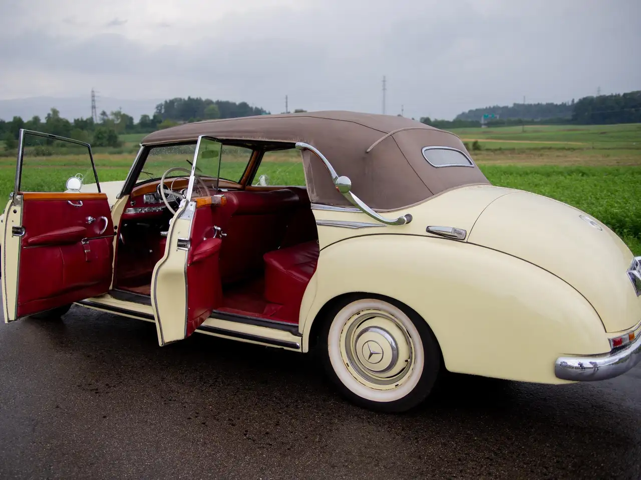 Mercedes-Benz 300 Adenauer Cabrio D, foto 2