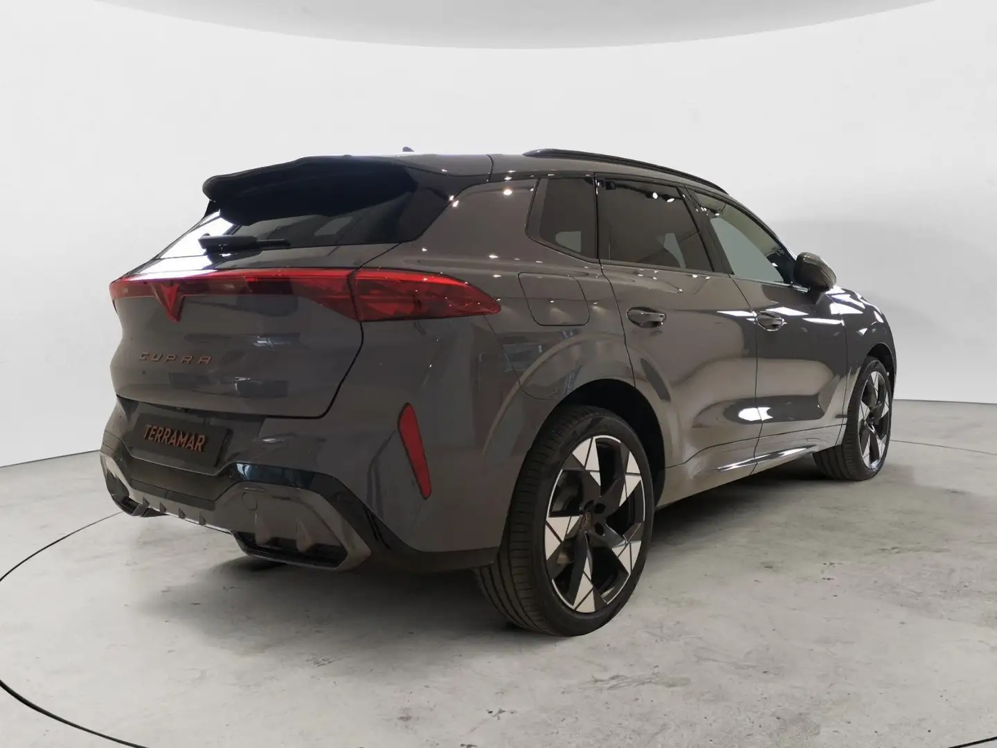 CUPRA Terramar 1.5 e-Hybrid DSG Grigio - 2