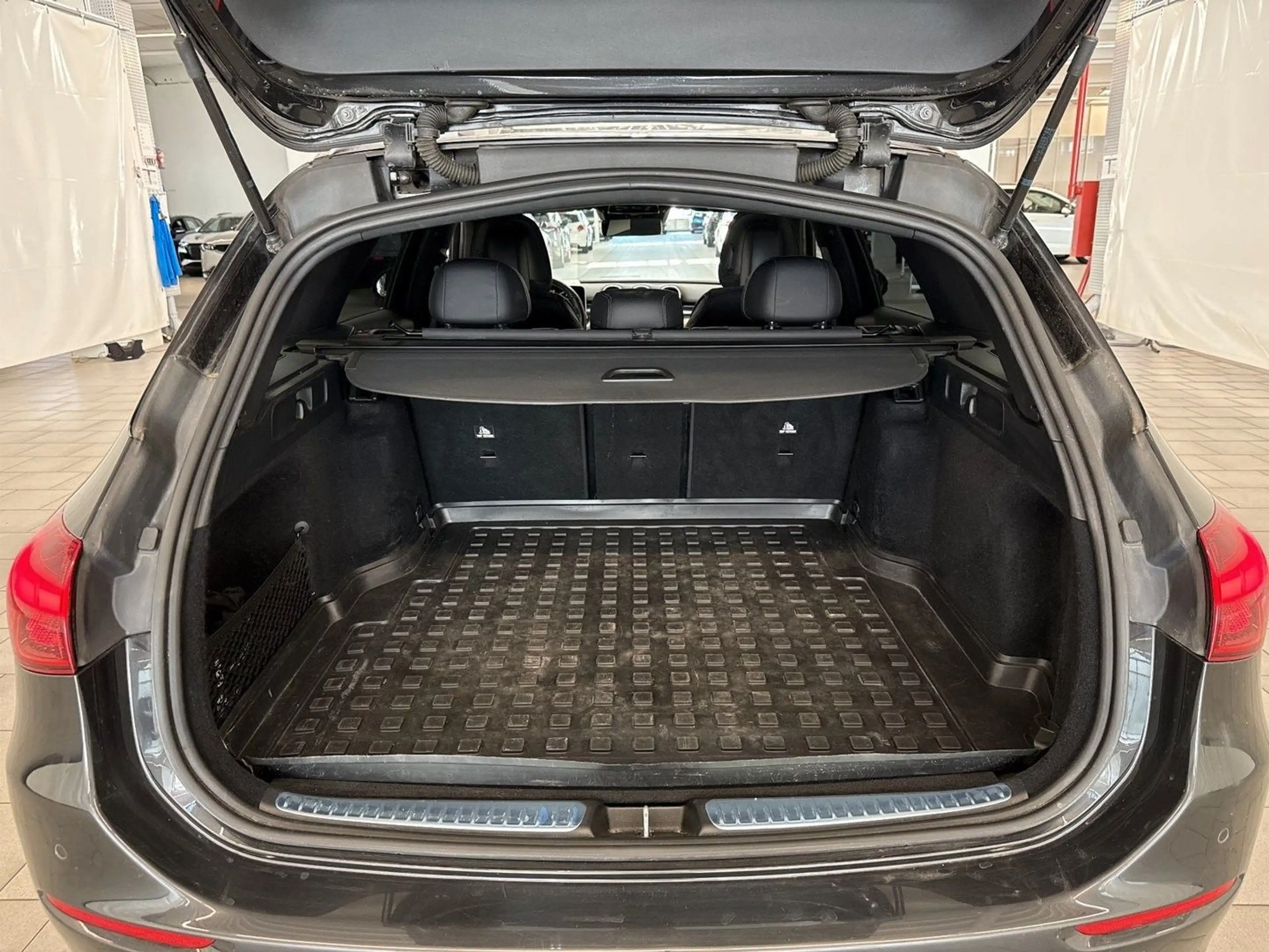 Mercedes-Benz C 220 T d 4Matic 9G-TRONIC "Avantgarde" — photo 10