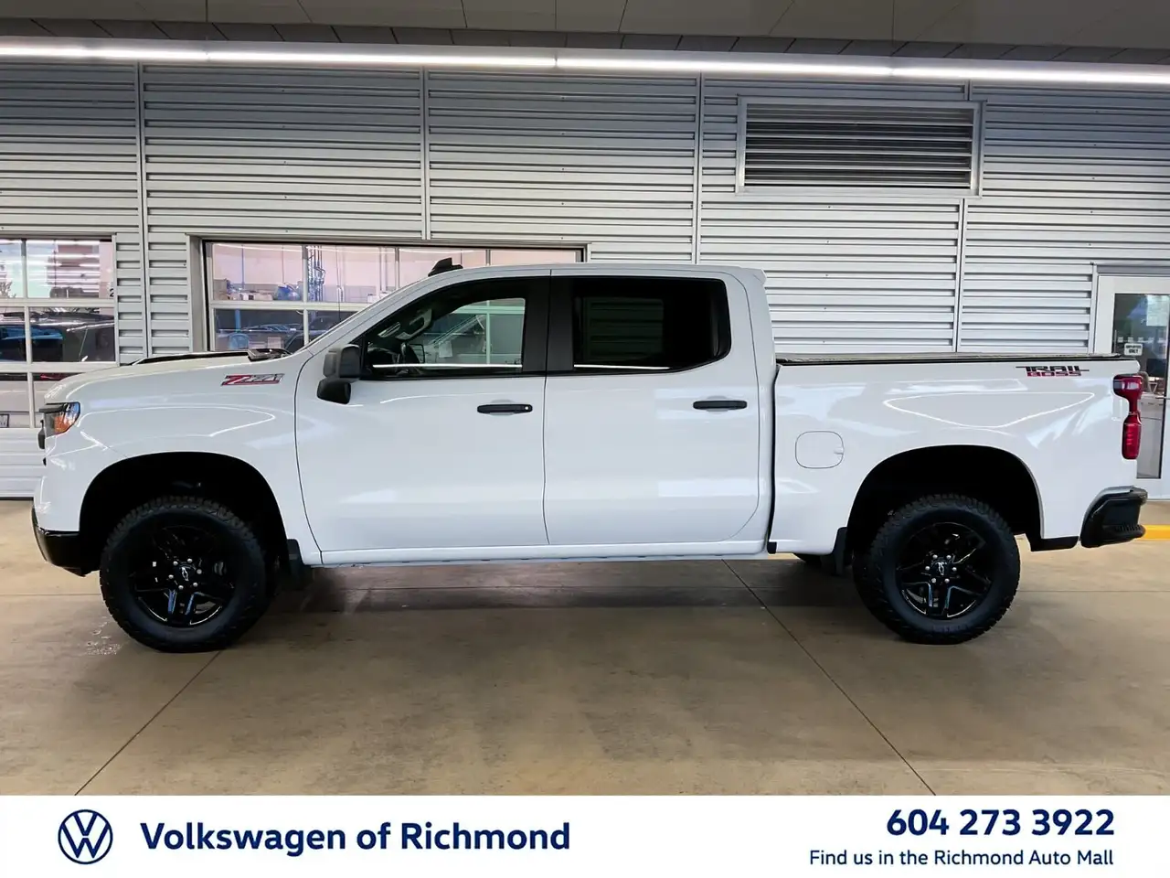 Chevrolet Silverado 1500 снимка Chevrolet Silverado 1500