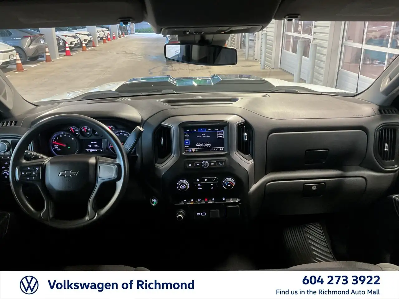 Chevrolet Silverado 1500 снимка Chevrolet Silverado 1500