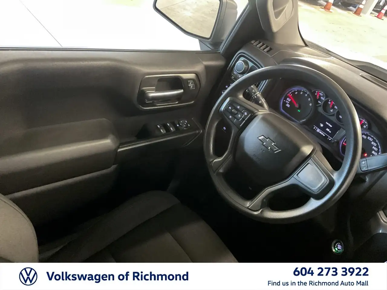 Chevrolet Silverado 1500 снимка Chevrolet Silverado 1500