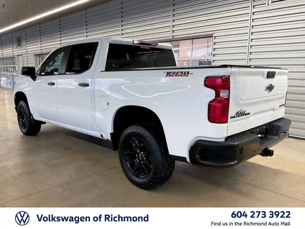 Chevrolet Silverado 1500 снимка Chevrolet Silverado 1500