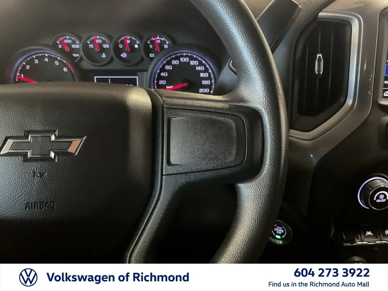 Chevrolet Silverado 1500 снимка Chevrolet Silverado 1500