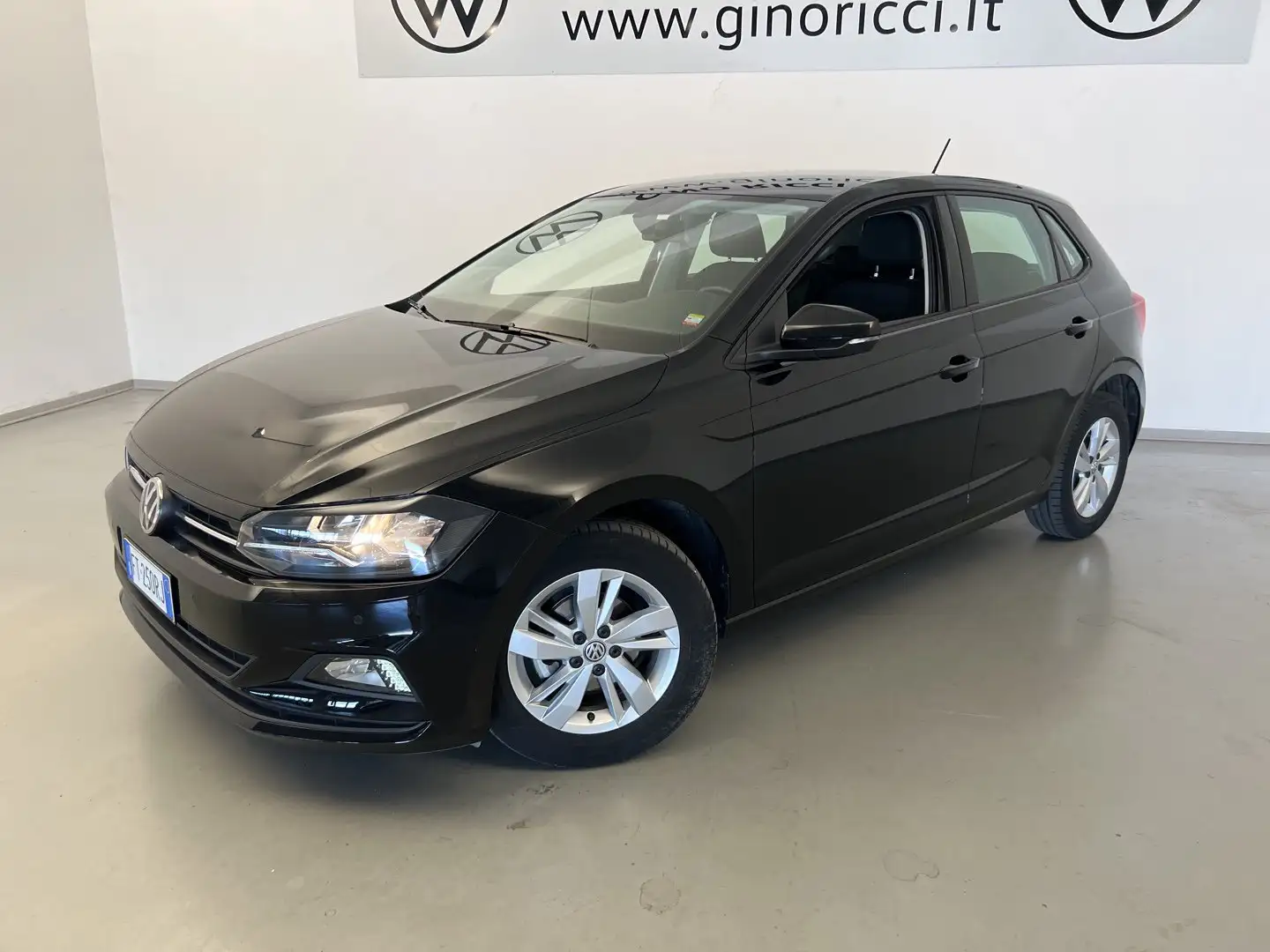 Volkswagen Polo 1.0 MPI 5p. Comfortline BlueMotion Technology Zwart - 2