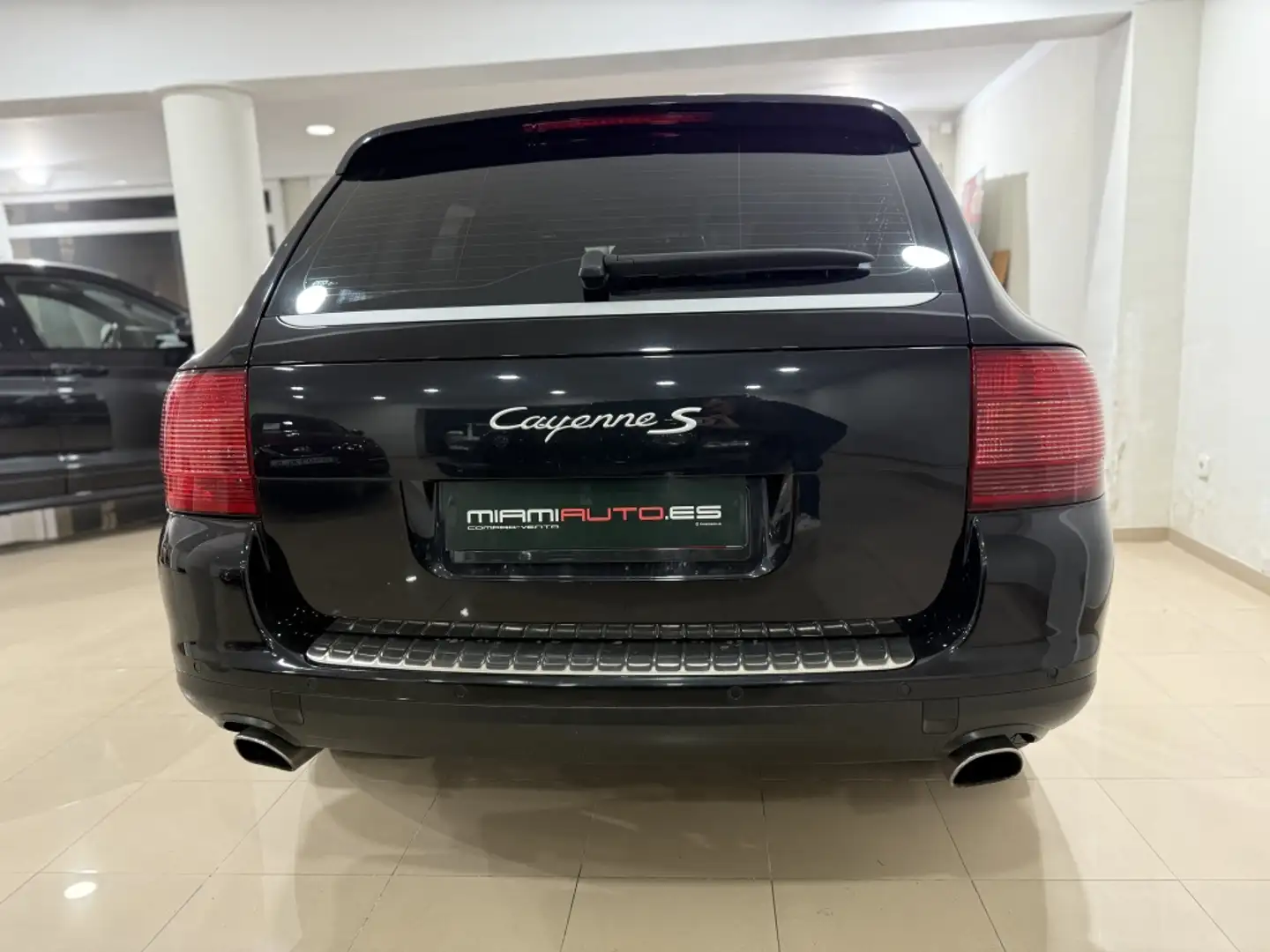Porsche Cayenne 4.5 S Tiptronic Schwarz - 2