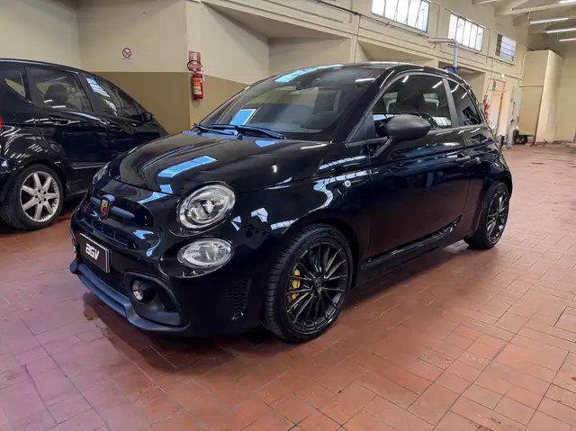 Abarth 695 1.4 t-jet 180cv