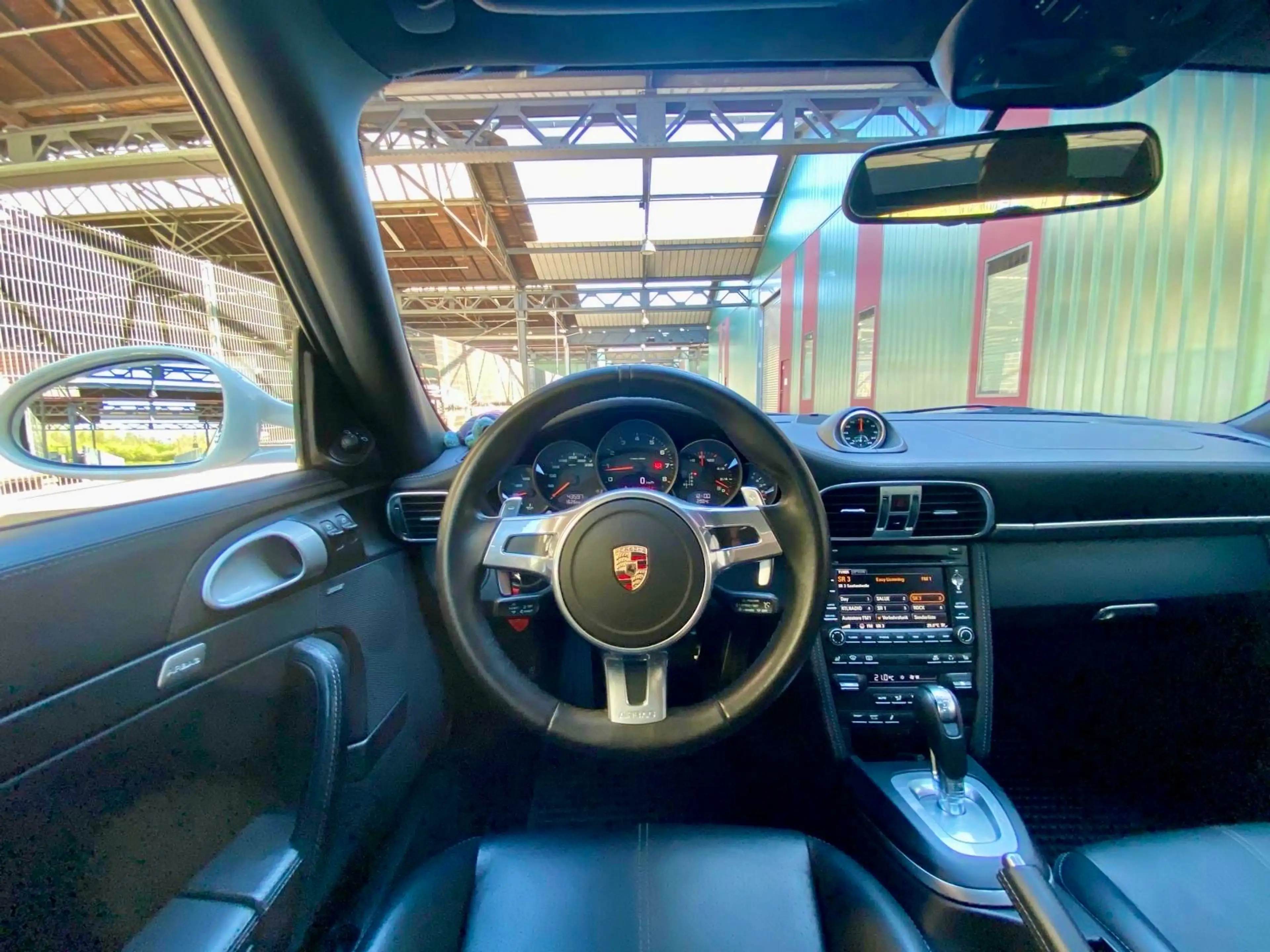 Porsche 997 Carrera 4 GTS Coupe — photo 13