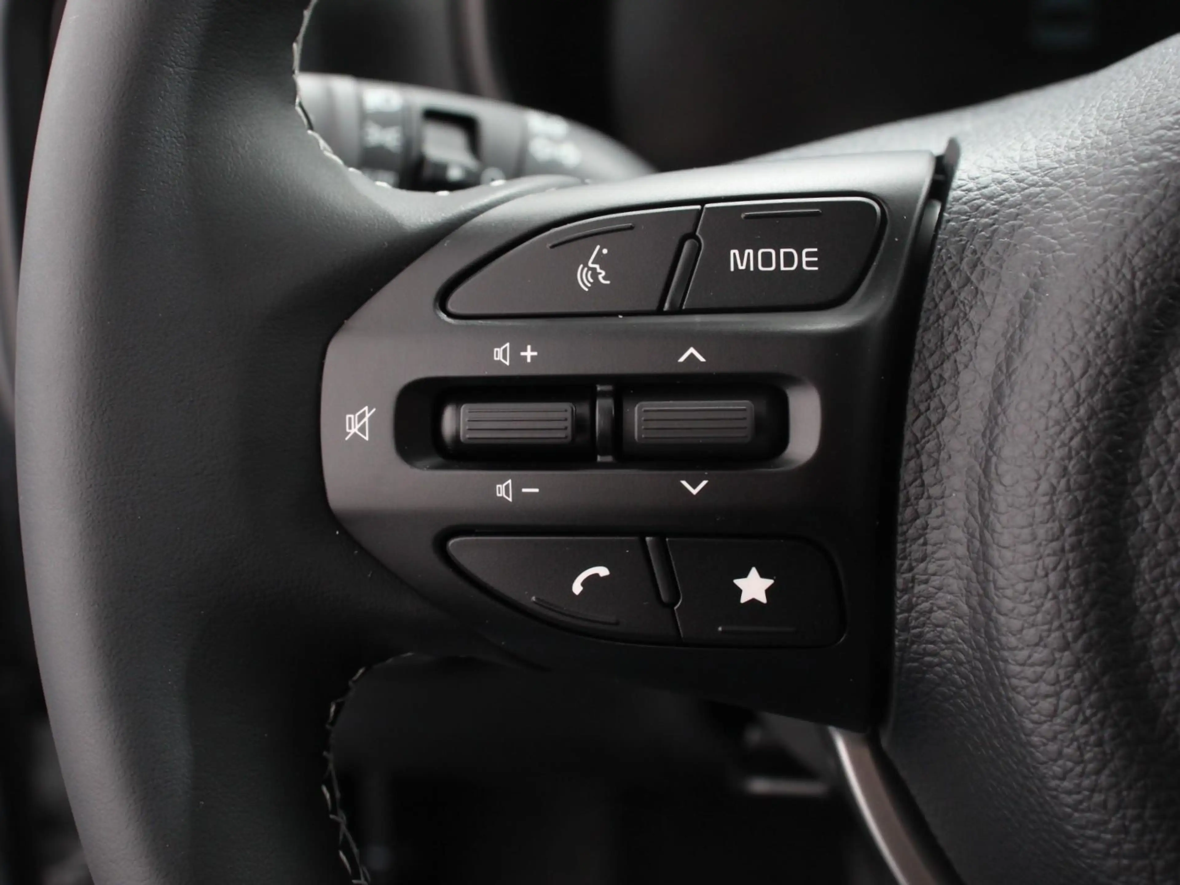 Kia Picanto 1.0 DPI Automaat DynamicLine Navigatie Apple Carpl — photo 15