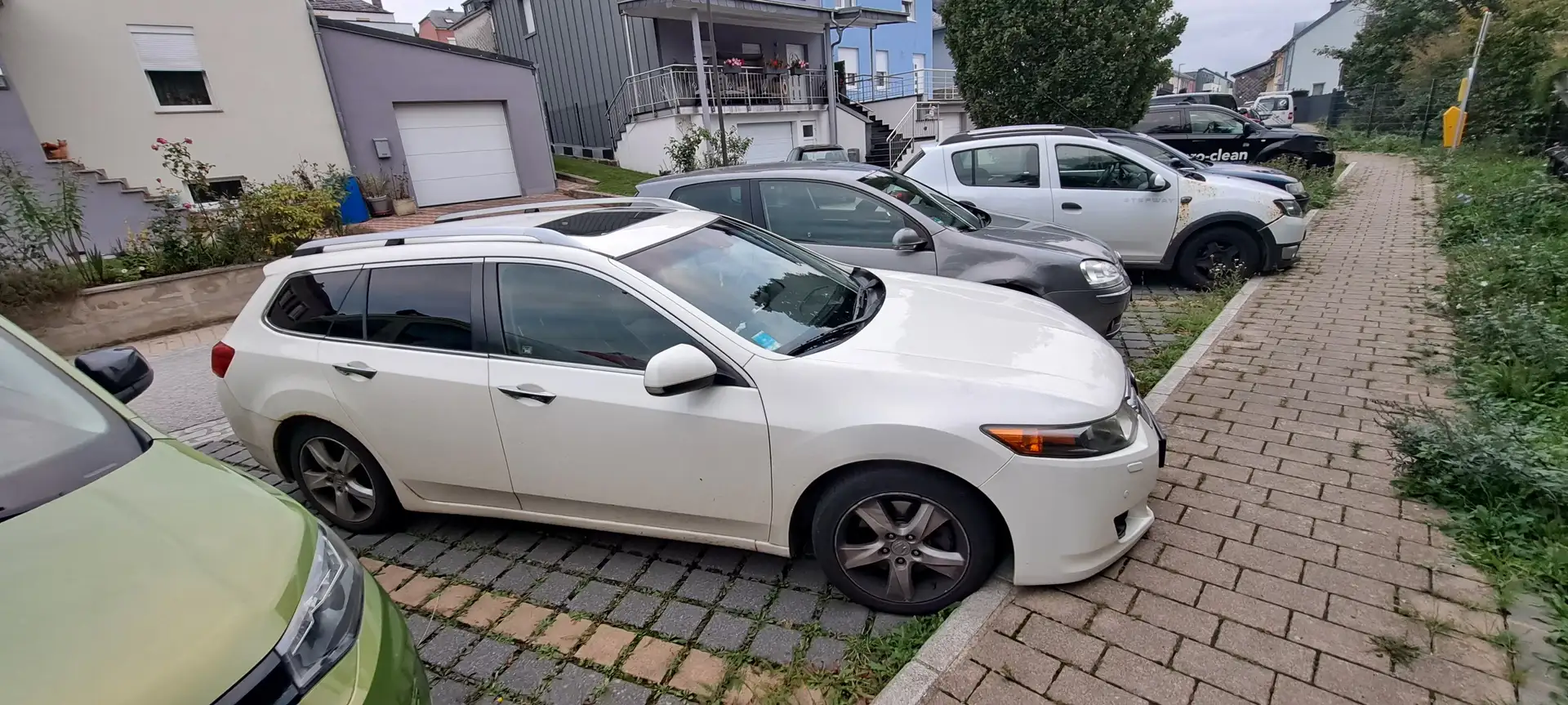 Honda Accord Accord Tourer 2.4 Executive Білий - 1