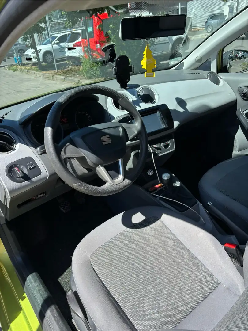 SEAT Ibiza Reference - 2