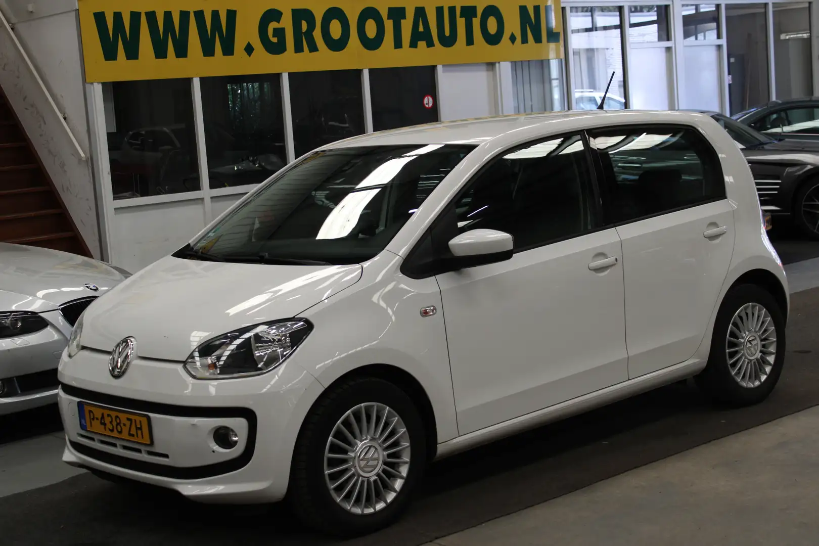 Volkswagen up! 1.0 move up! Automaat Airco, Lane assist, Navi, St Wit - 1