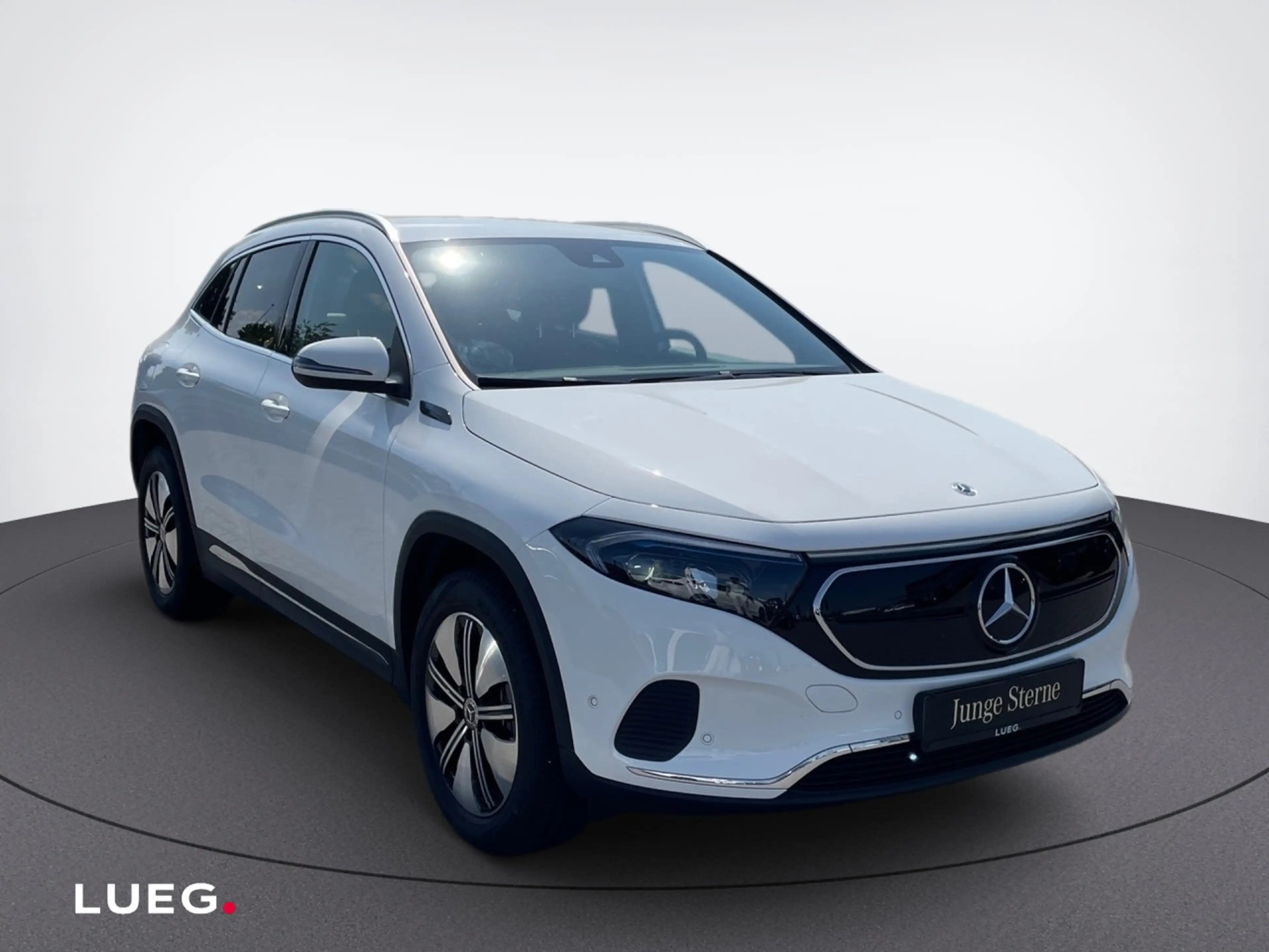 Mercedes-Benz EQA 250 Airpanel Distronic Perf ACC AUT Kam. LED — photo 7