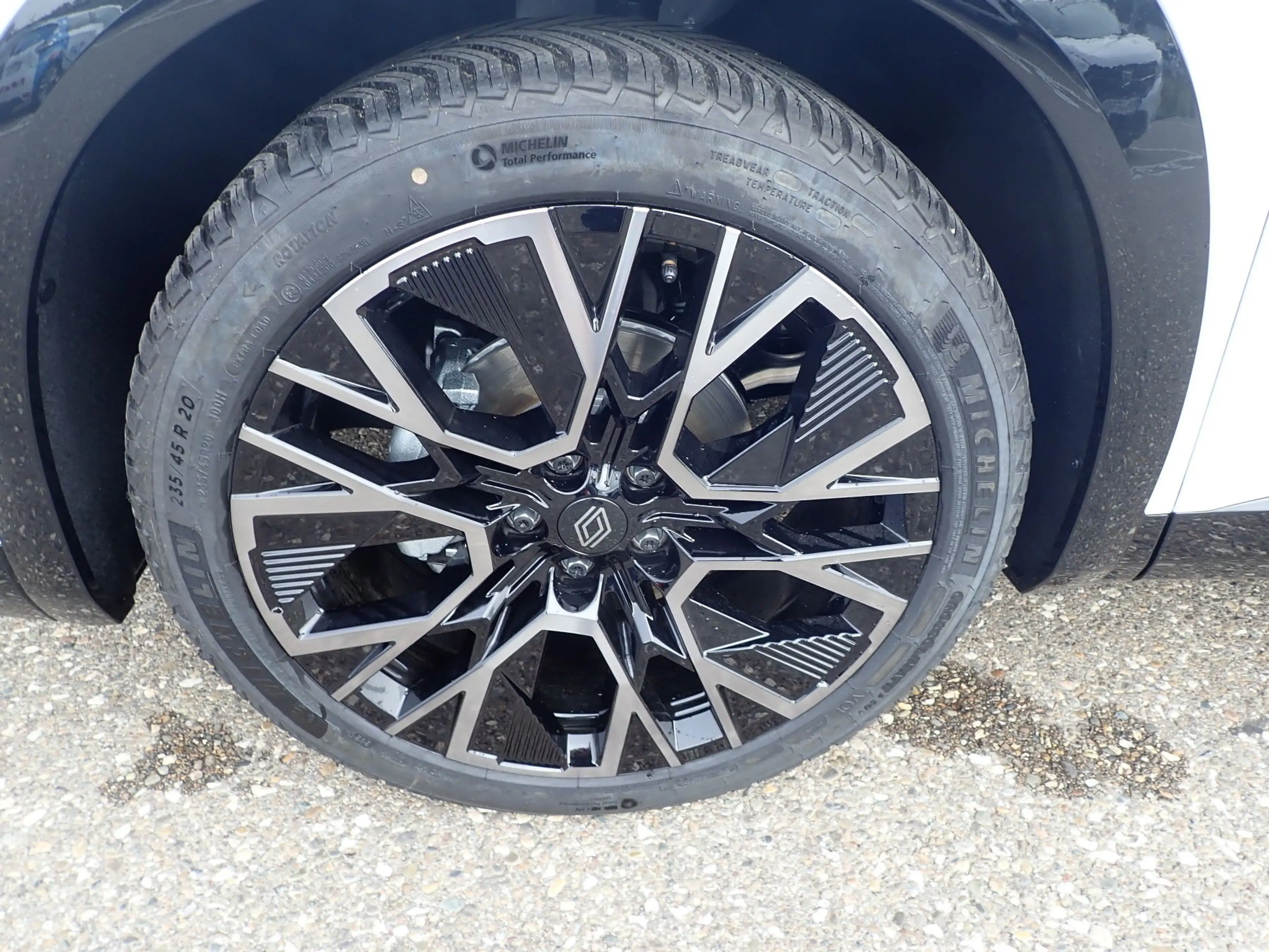 Renault Austral Esprit Alpine Mild Hybrid 150 Automatik — photo 3
