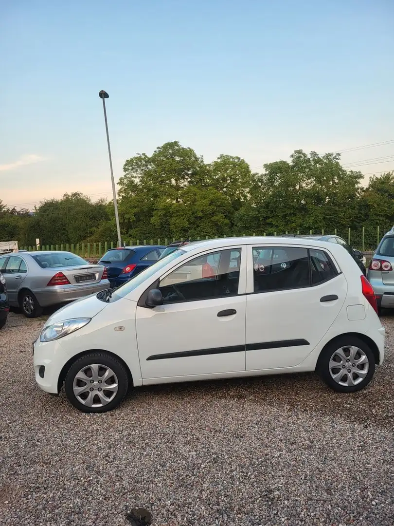 Hyundai i10 Classic Blanc - 2
