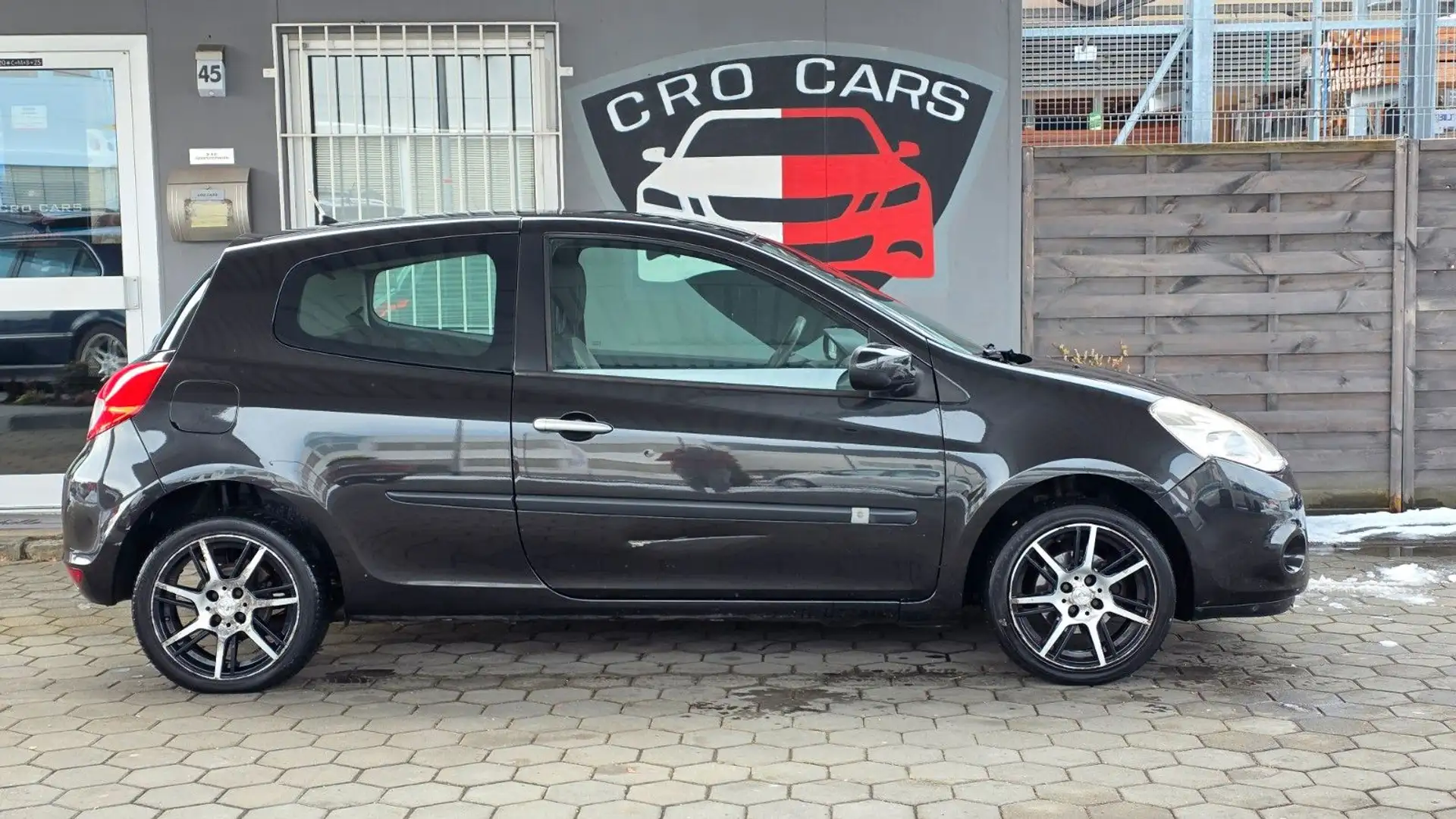 Renault Clio Dynamique 1.2 Schwarz - 2