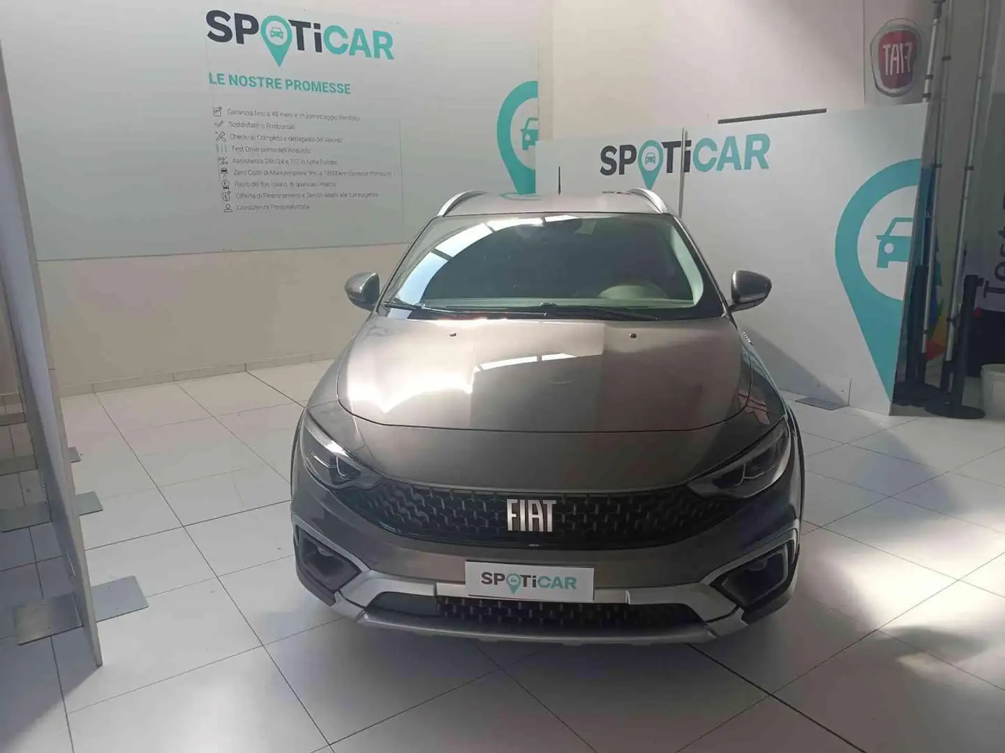 Fiat Tipo 1.5 Hybrid DCT SW Cross Grigio - 2