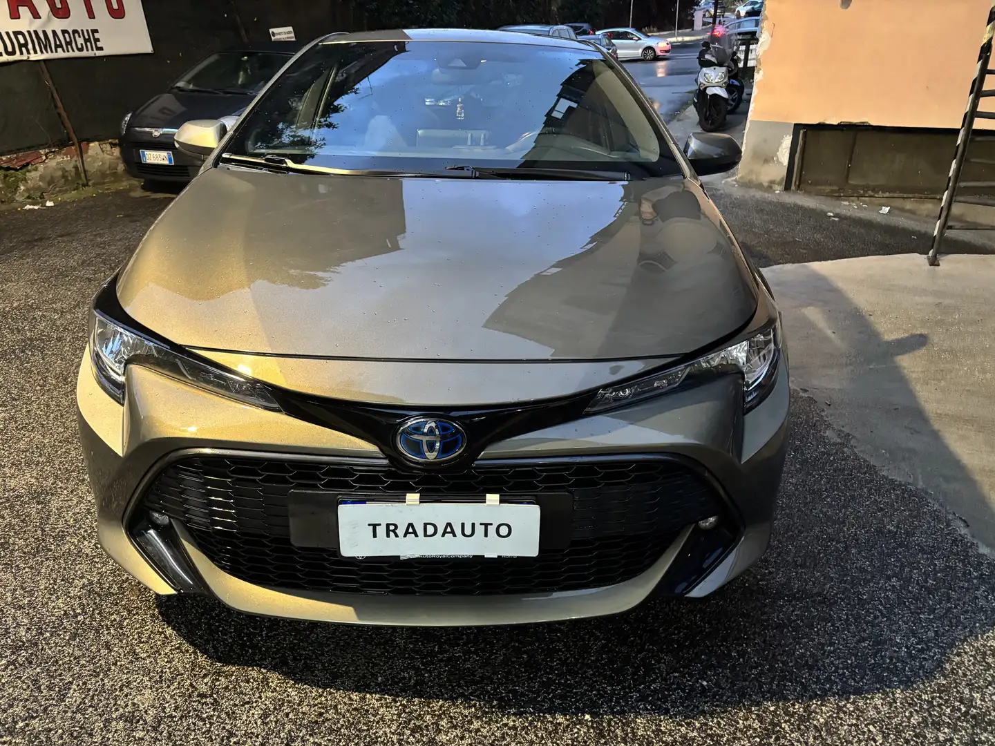 Toyota Corolla Corolla XII 2019 1.8h Business cvt Grigio - 2