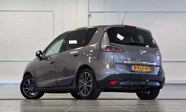 Renault Scenic view 5