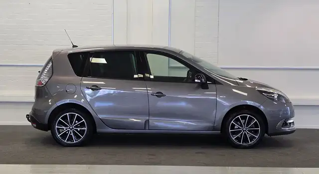 Renault Scenic view 4