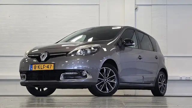 2013 Renault Scenic in Grey for sale