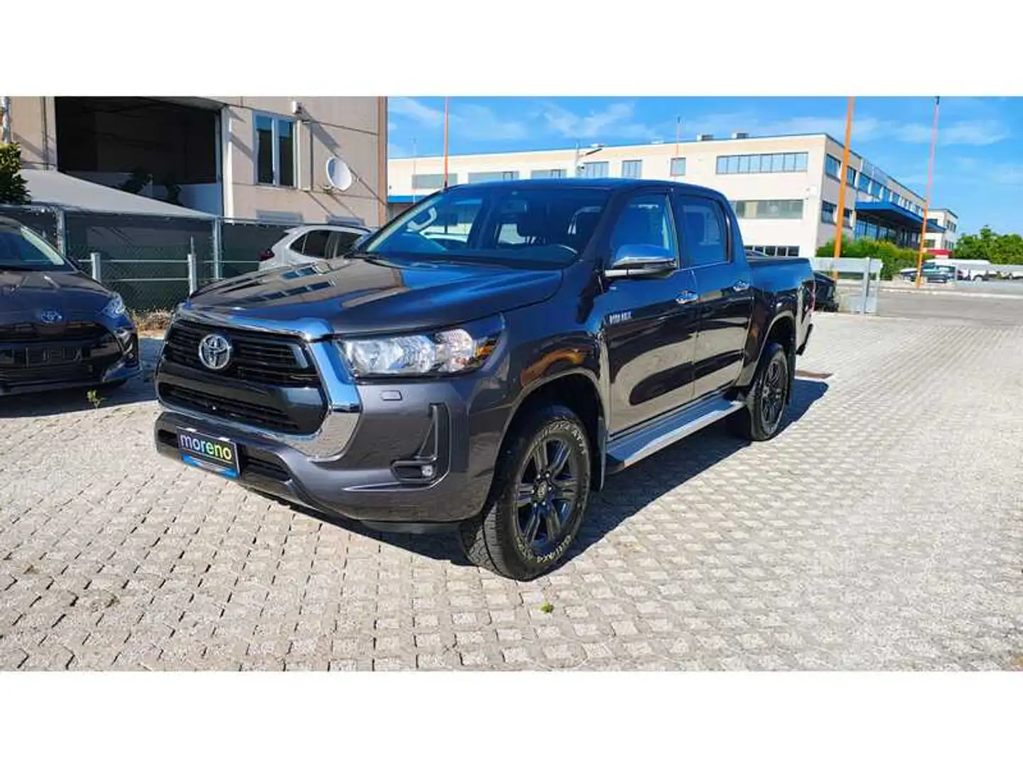 Toyota Hilux 2.4 d-4d C&C 4x4 Lounge Gris - 1