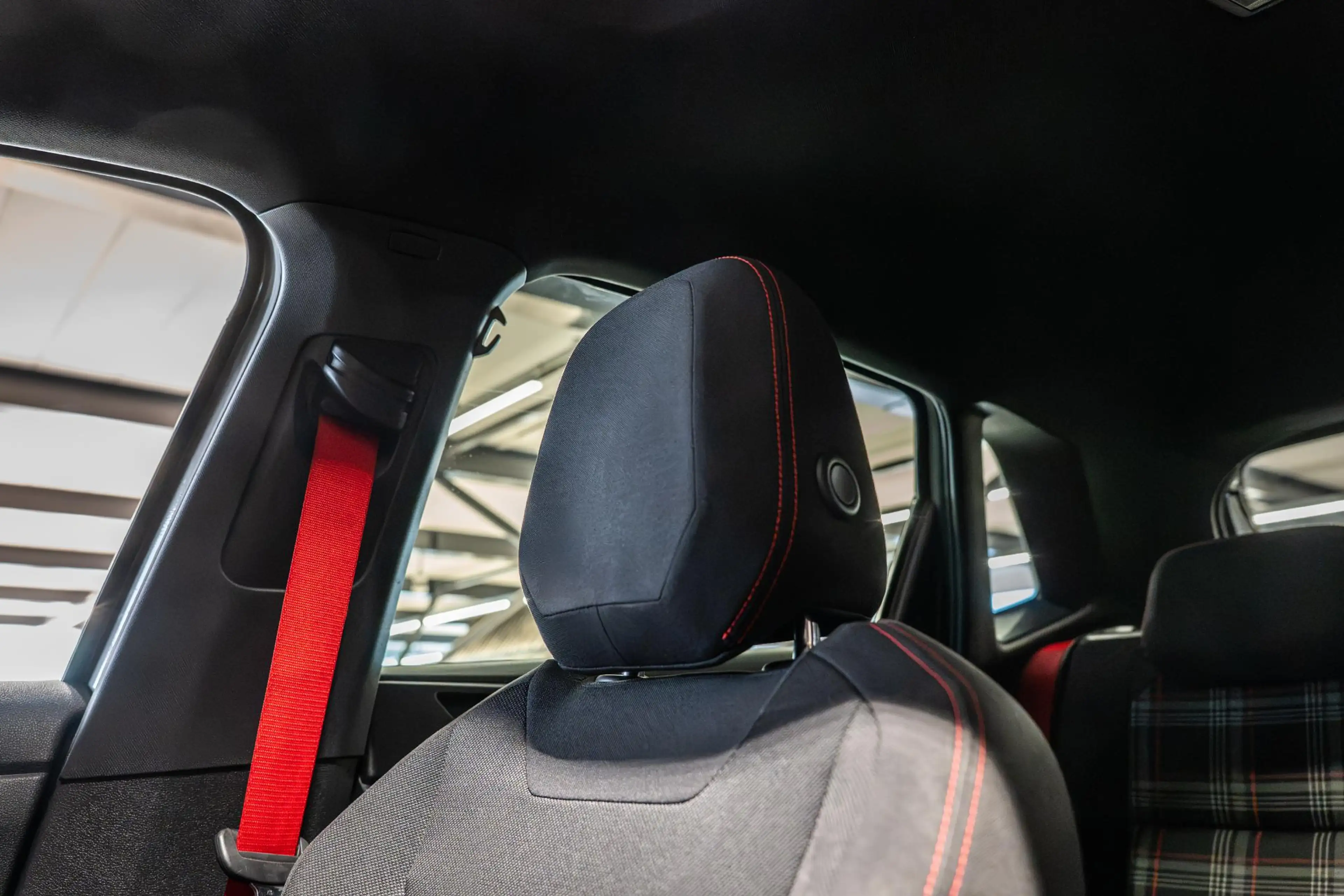 Volkswagen Polo GTI 2.0 TSI Pano | Adapt. Cruise — photo 15