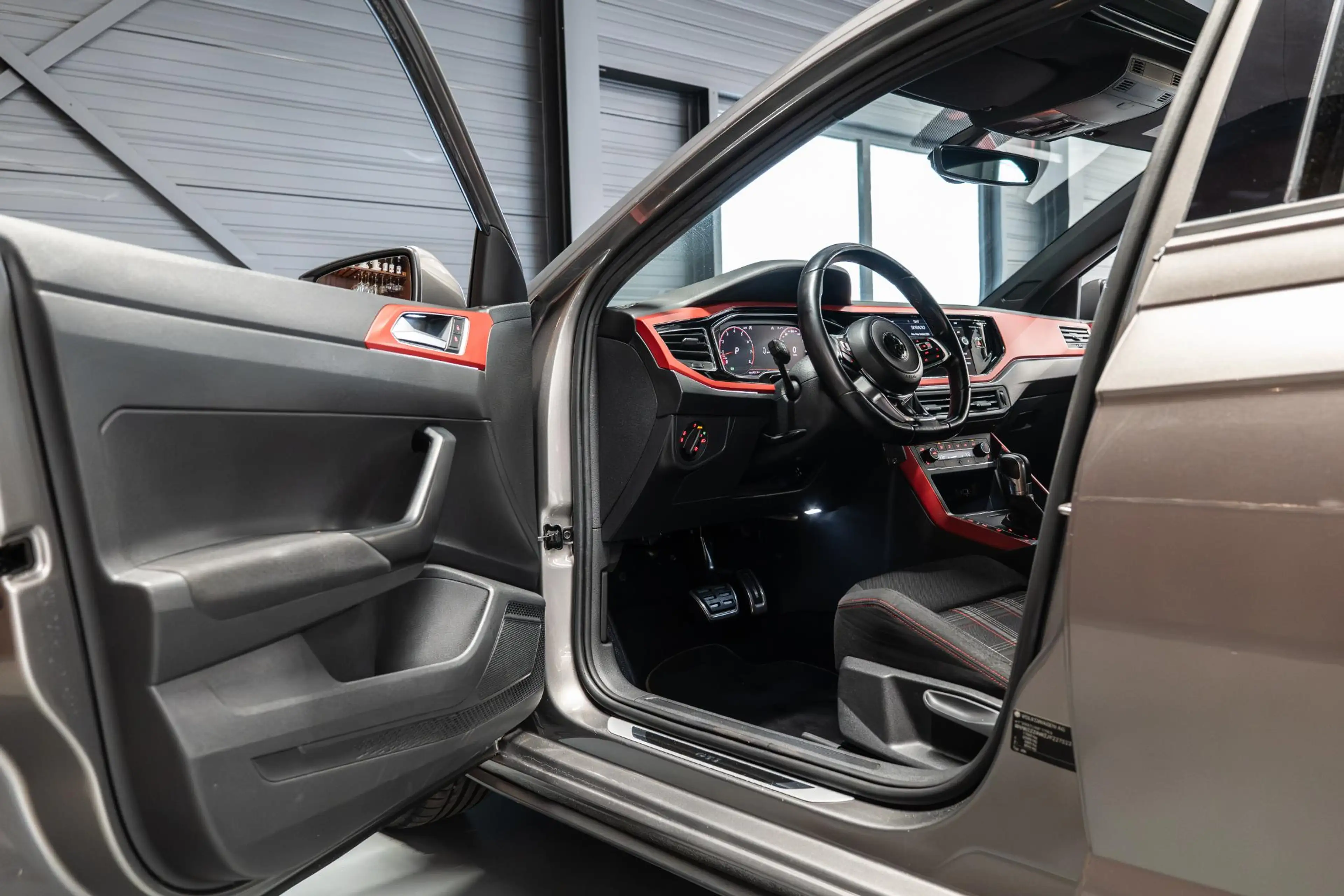 Volkswagen Polo GTI 2.0 TSI Pano | Adapt. Cruise — photo 6