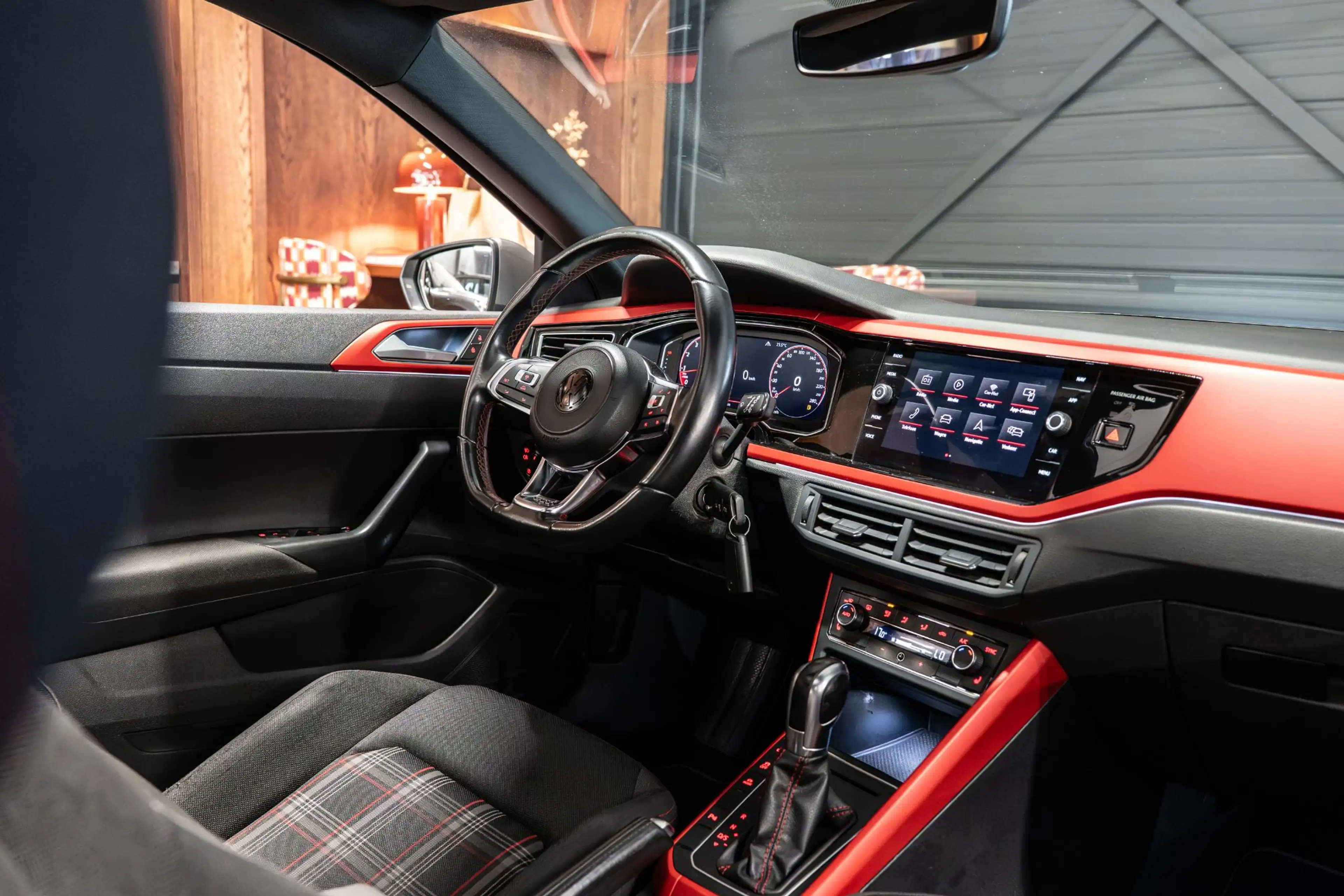 Volkswagen Polo GTI 2.0 TSI Pano | Adapt. Cruise — photo 8